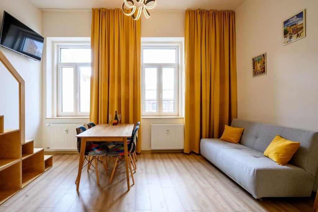 Summertime Studio In Brno-Center, Self Check-In Екстер'єр фото